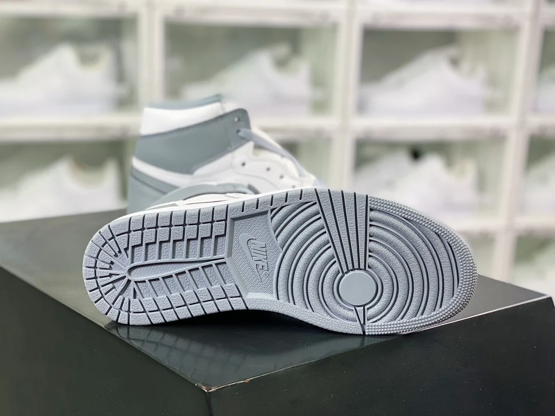 2022 Nike Air Jordan 1 Retro High OG Stealth Cushion Sport Outdoor Sneakers Athletic Designer Footwear Running Pack Shoes