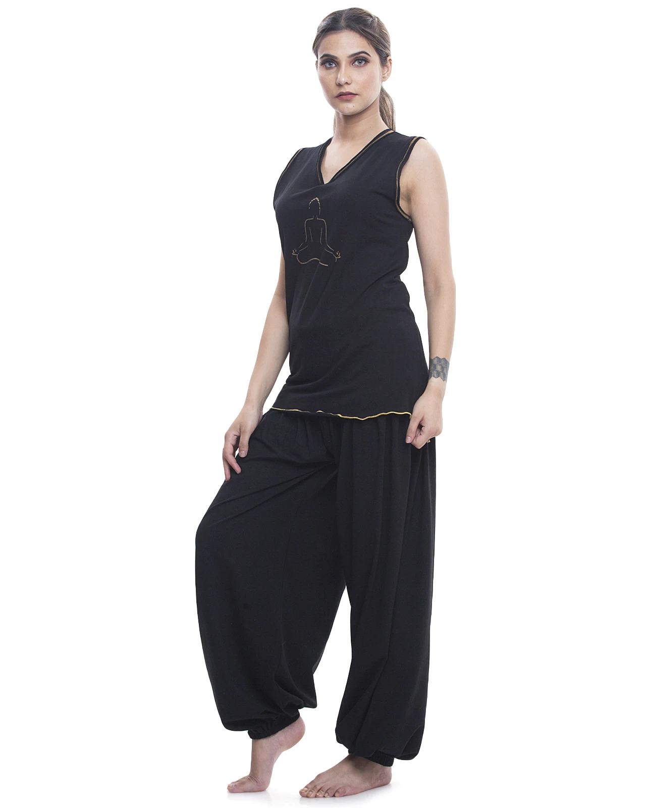 Organic Sleeveless Yoga Top with Caricature Outline Print Comfortable Fit for Yoga, Gym or Causal Wear for Adults Females