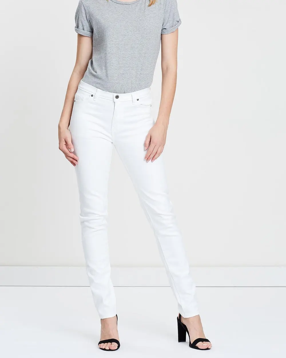 OEM/ODM Custom Logo Private Label Embroidery Cotton/Spandex Ladies Denim Jeans Crop Pants White Solid Wide Leg Jeans for Women