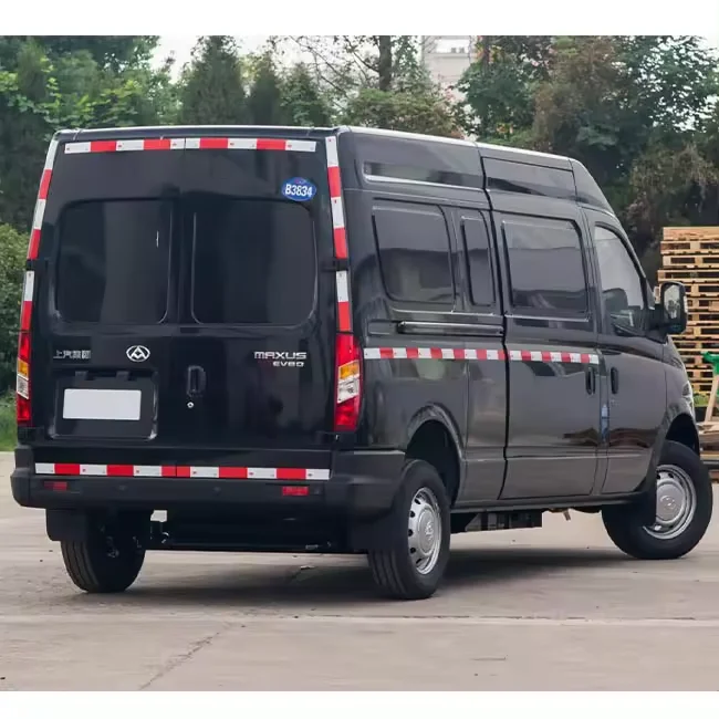 Chinese MAXUS EV30 EV80 SAIC MAXUS EV30 New Energy Van Big Space Pure Electric Mini Truck