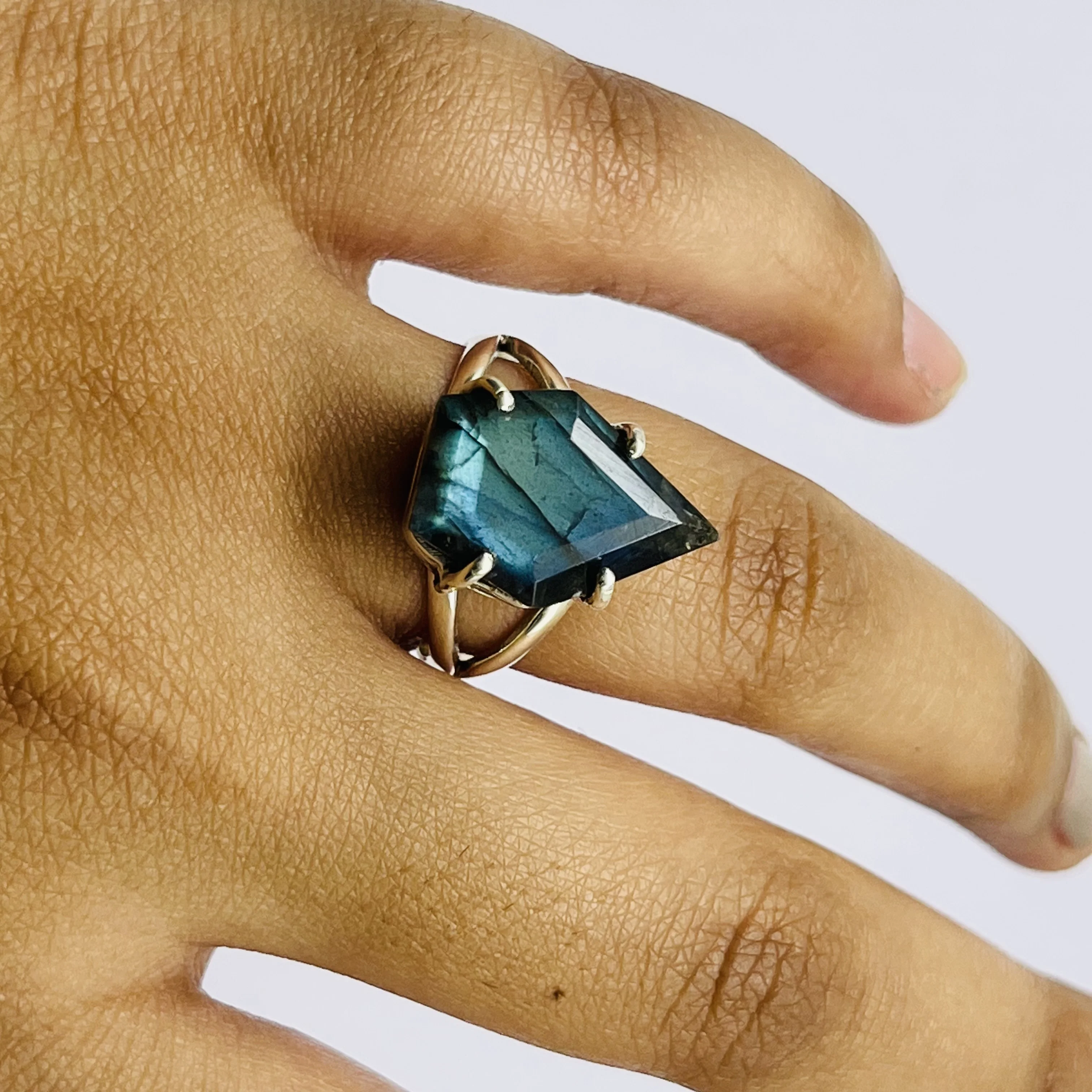 Silver 925 Handmade Triangle Shape Rings Natural Labradorite Wedding Jewellery