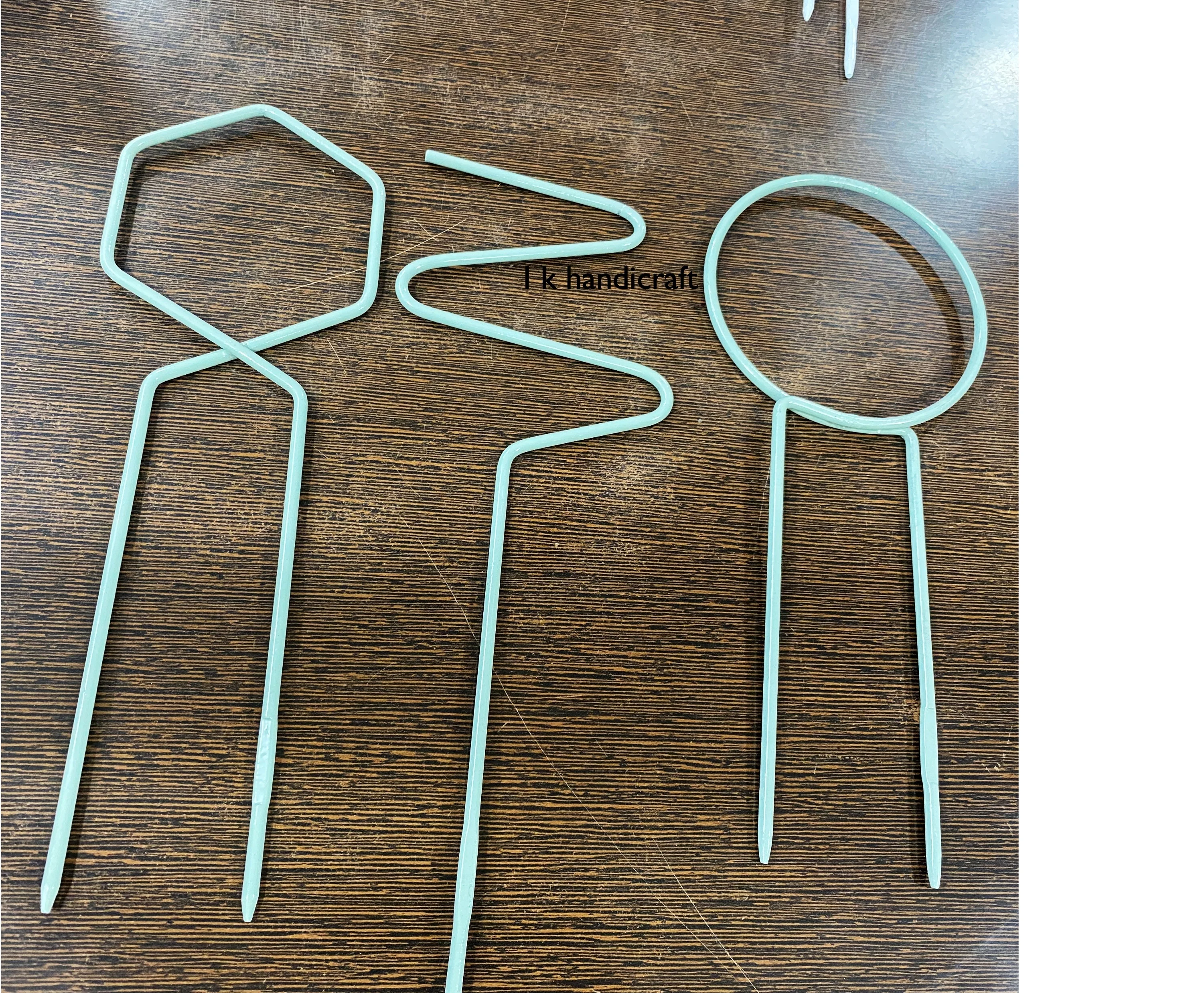 Direct Factory Customise Free Sample Home Garden Powder Coated Steel Trellis For Plant Growing Support Climbing Garden