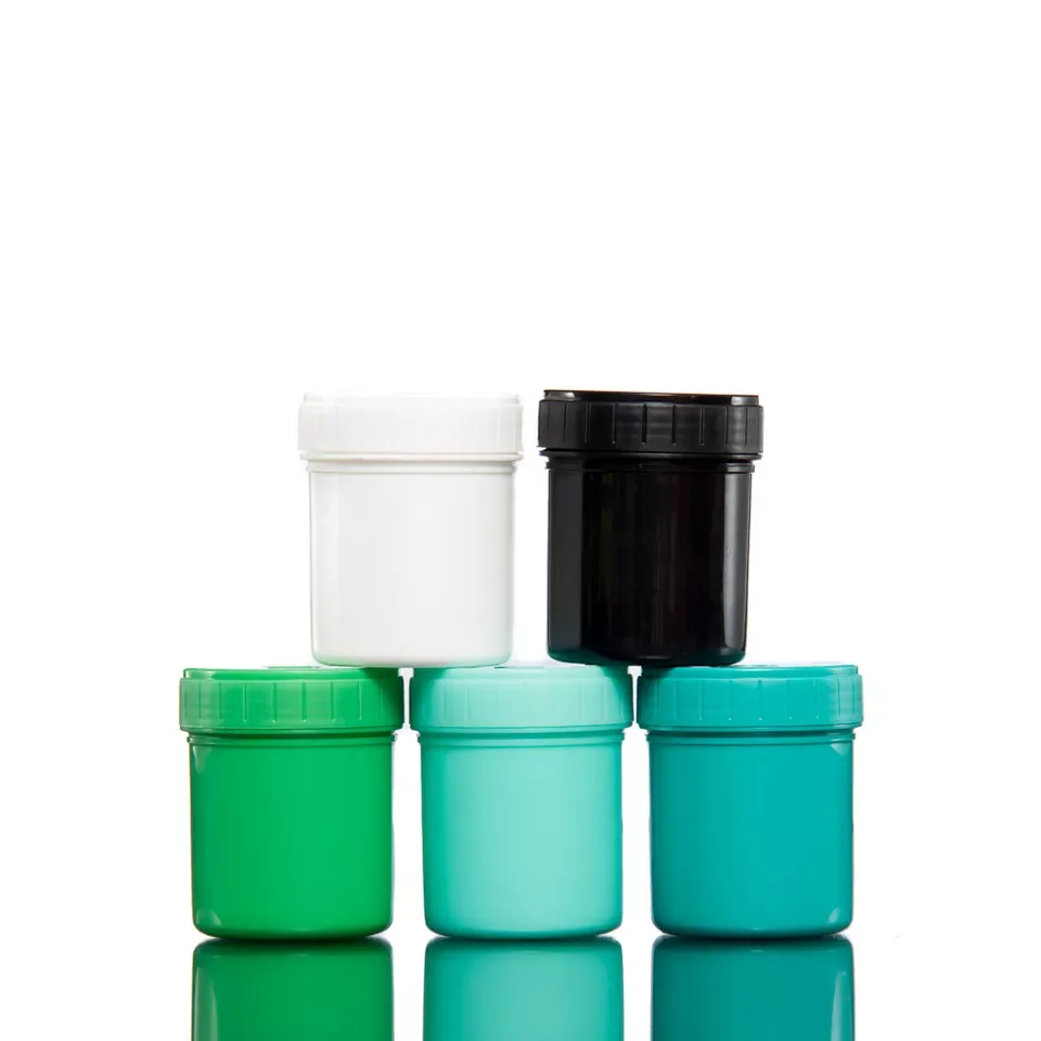 Пластиковая банка для экологически чистых красок