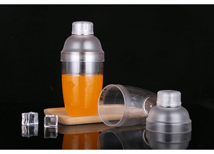 Пластиковый многоразовый шейкер с логотипом на заказ для пищевых продуктов прозрачной шкалой набор пластиковых шейкеров коктейлей