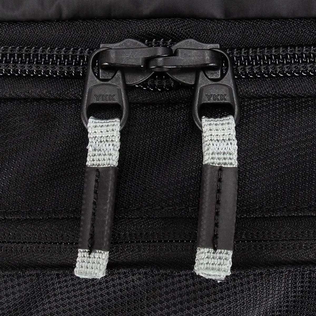 600D Cordura Heavy duty Large Capacity hockey Sports Equipment Bag with wheels on wholesale cheap price