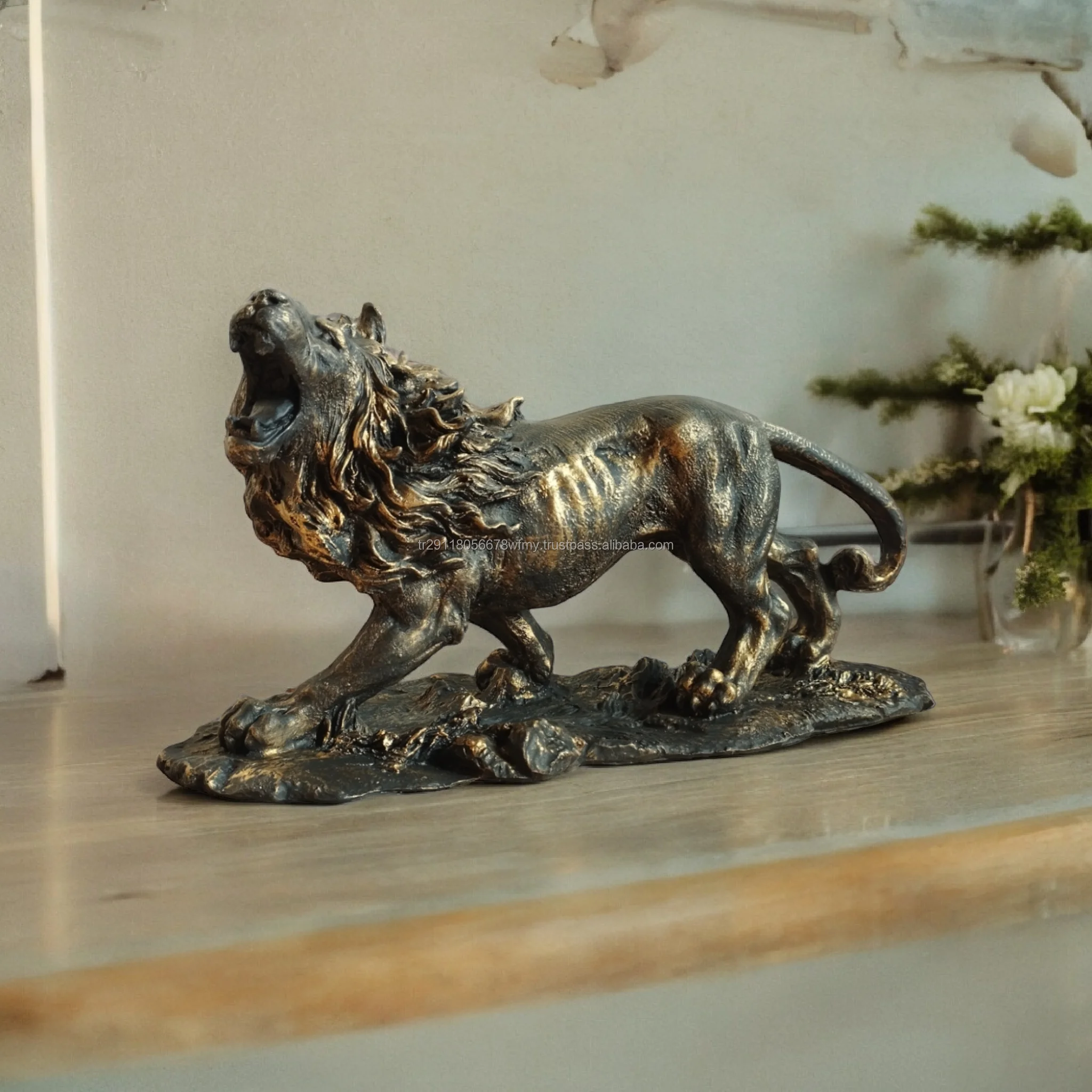 Roaring Lion Statue Sculpture Home Office Shelf Decor Modern Home Decoration Animal Lovers Gifts Big Cat Figurine