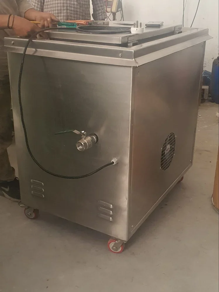 Super Premium Quality Ultrasonic Cleaning Machine with Stainless Steel Metal Made 230 Volt For Sale By Exporters