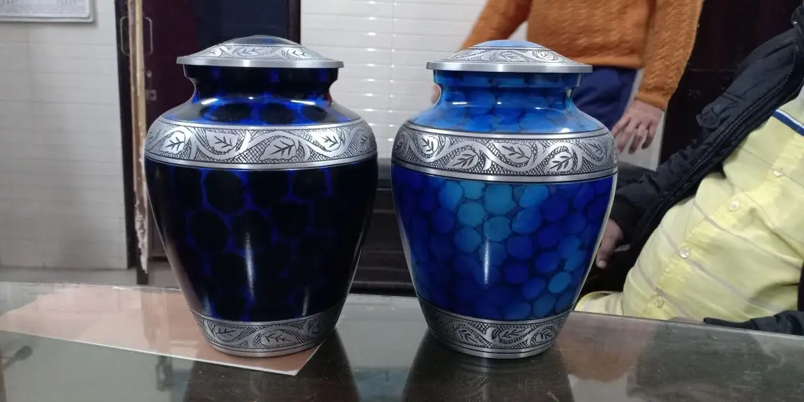 Sky Blue Elegant Design Silver Brass Cremation Urn For Ashes