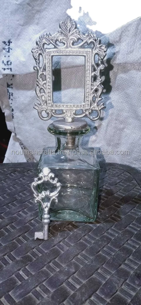 Manufacture wholesale modern empty perfume bottles / custom perfume bottles with your own picture