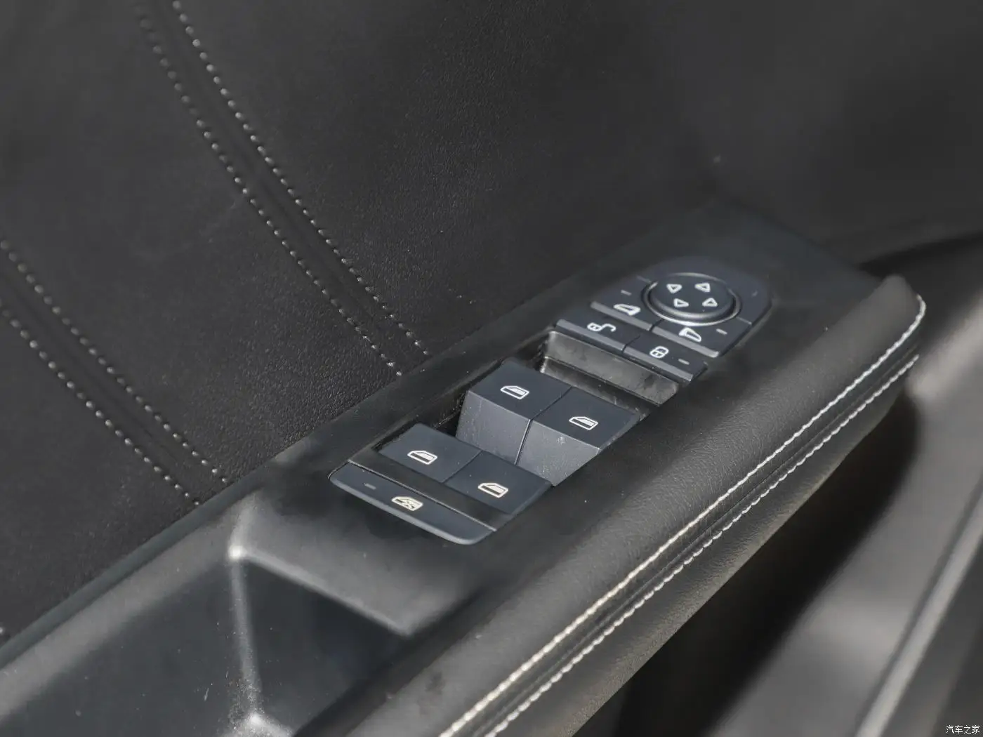 BYD e3 ev 2023 Car Electric Used Electric Carmini Auto Glory SERES E3 EV Mid-Range Intelligent SUV SERES 3