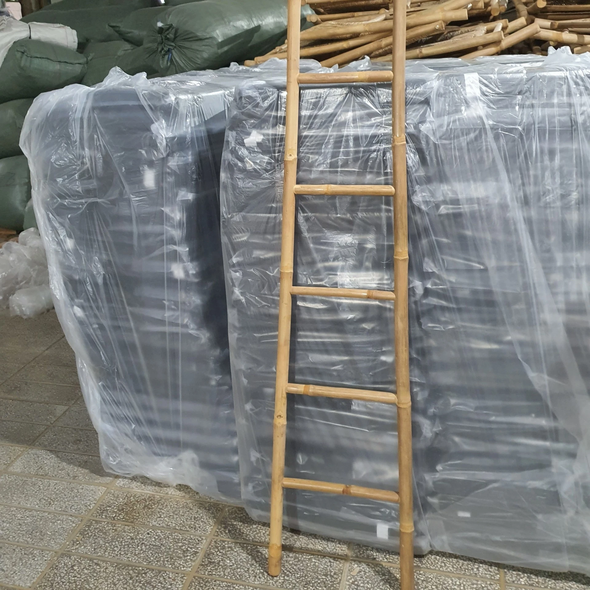 VIETNAM BAMBOO LADDER TOWEL RACK BATHROOM FOR USING AT HOME, HOTEL, RESORT- Ms Jolie ( Whatsapp +84902679738)