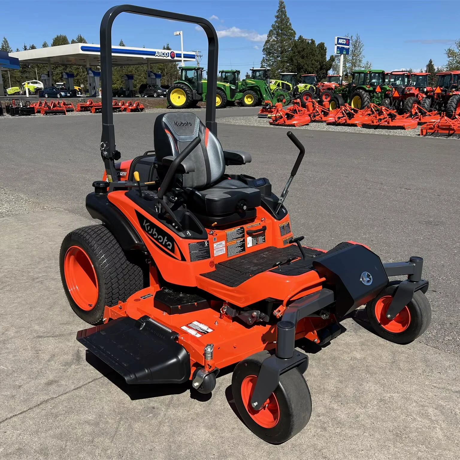 2024 Kubota ZD1211 газонокосилка