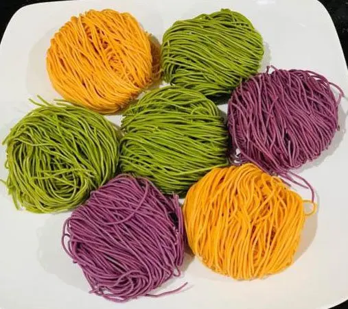 Сухой суп с лапшой натуральными овощами и фруктами различных цветов/сушеная лапша от Вьетнама 84982153058