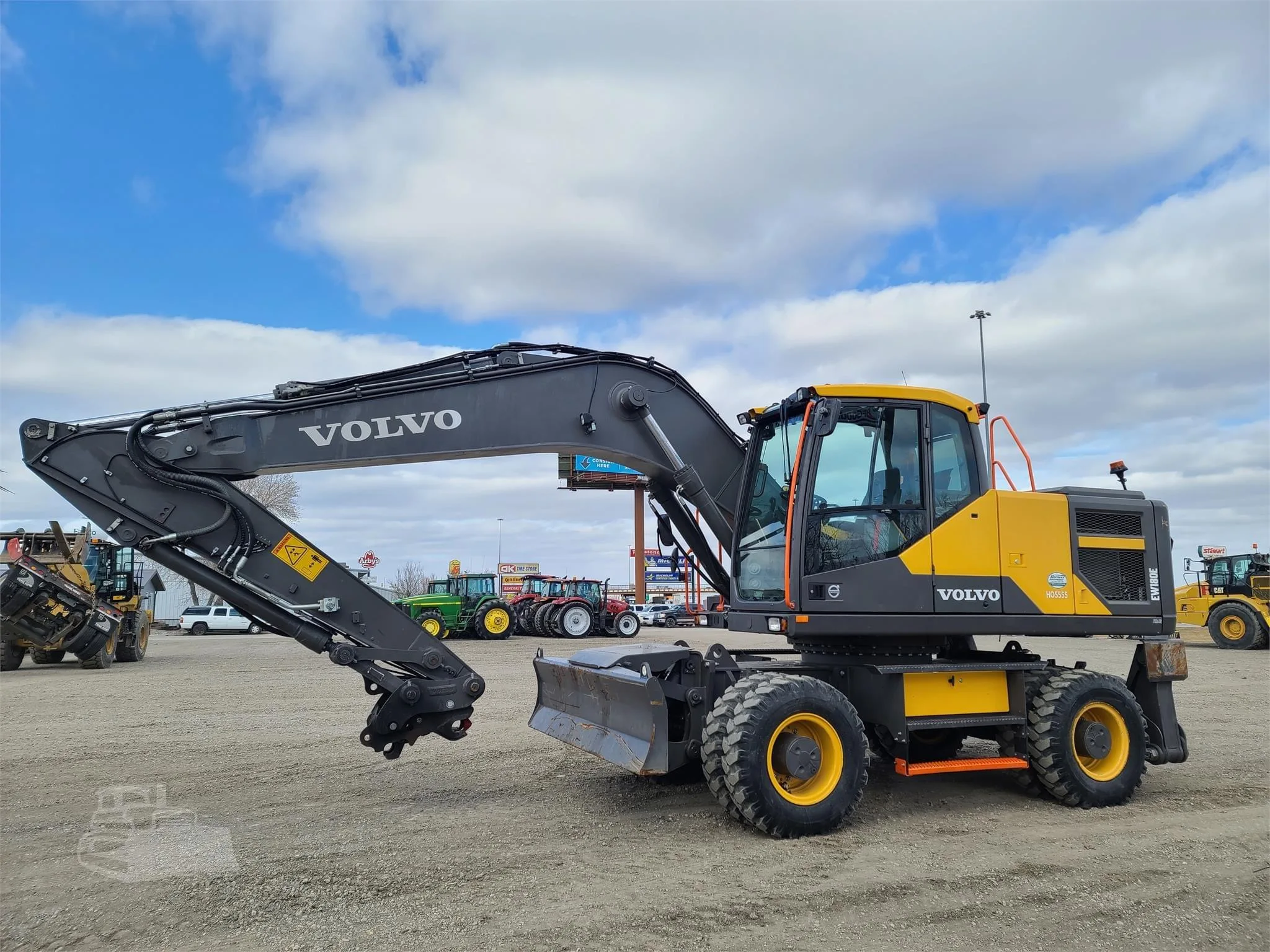 Hot Boutique VOLVO EW180E Used  Wheel  Excavator  To Provide Quality Assurance Car Condition First-class  Excavators