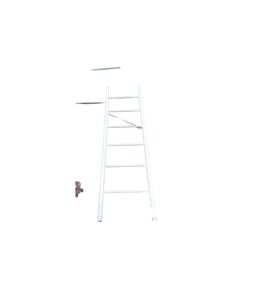 High Quality Six Rung Bamboo Towel Ladder Natural Bamboo Fence Rolls for Garden Home Decor Mesh Bamboo Pole Material