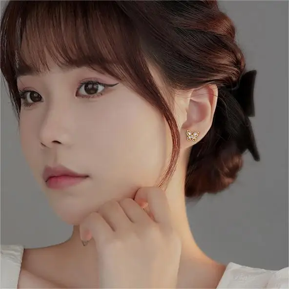 Wholesale 925 Sterling Silver Animal Cute Fashion Fine Jewelry 18K Gold Plated Zircon Butterfly Stud Earrings