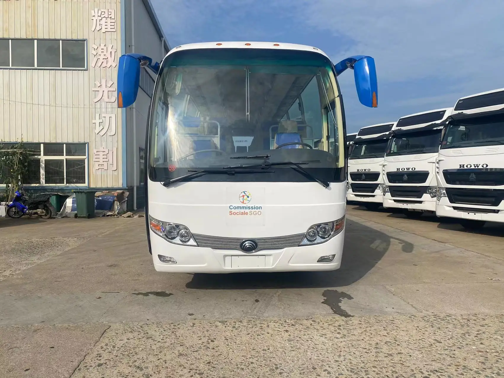 41-65 Seats Left/Right Hand Drive ZK6110  Passenger Bus for Sale