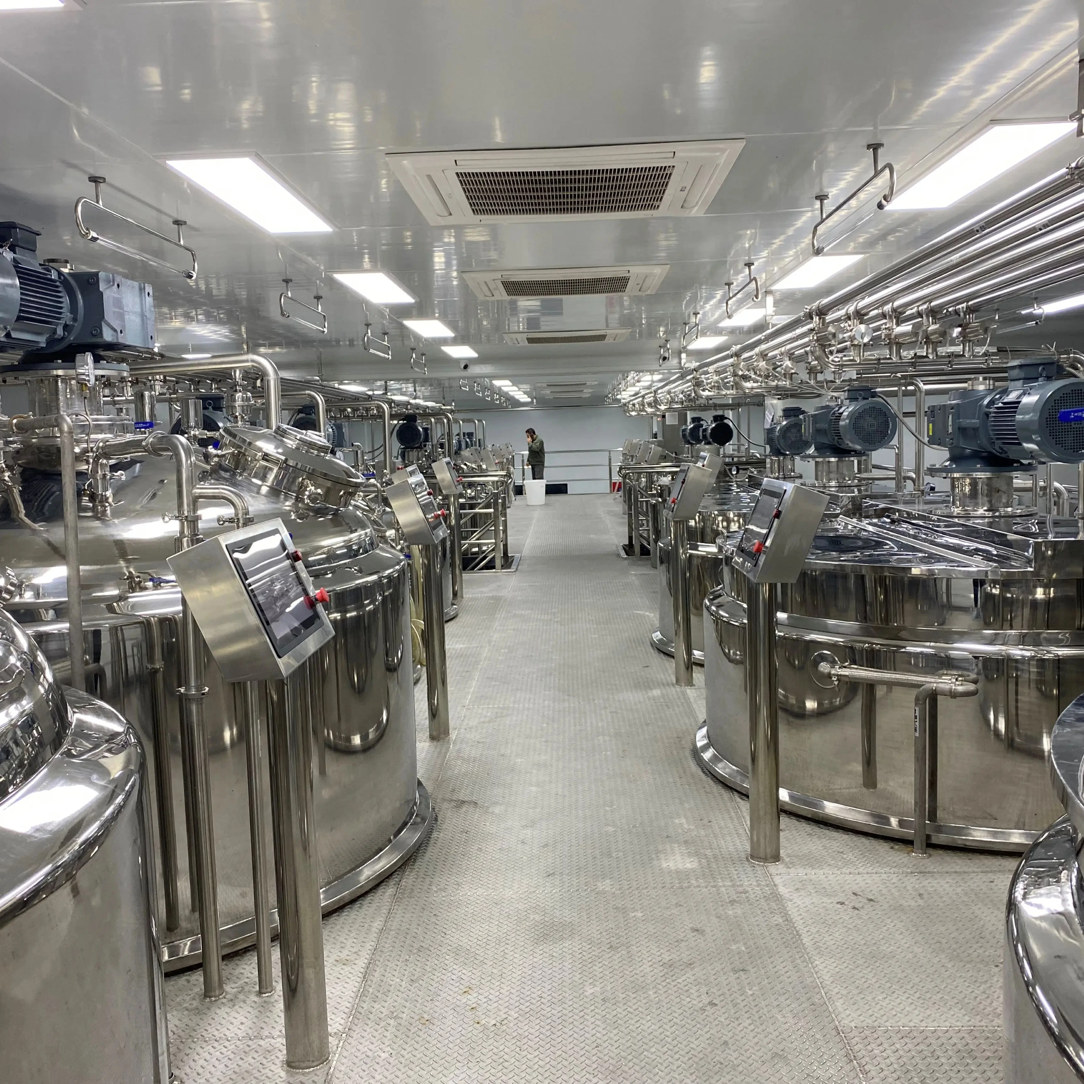 Portable High Shear Vacuum Emulsifier Mixer Ideal for Cosmetic and Liquid Soap Production.