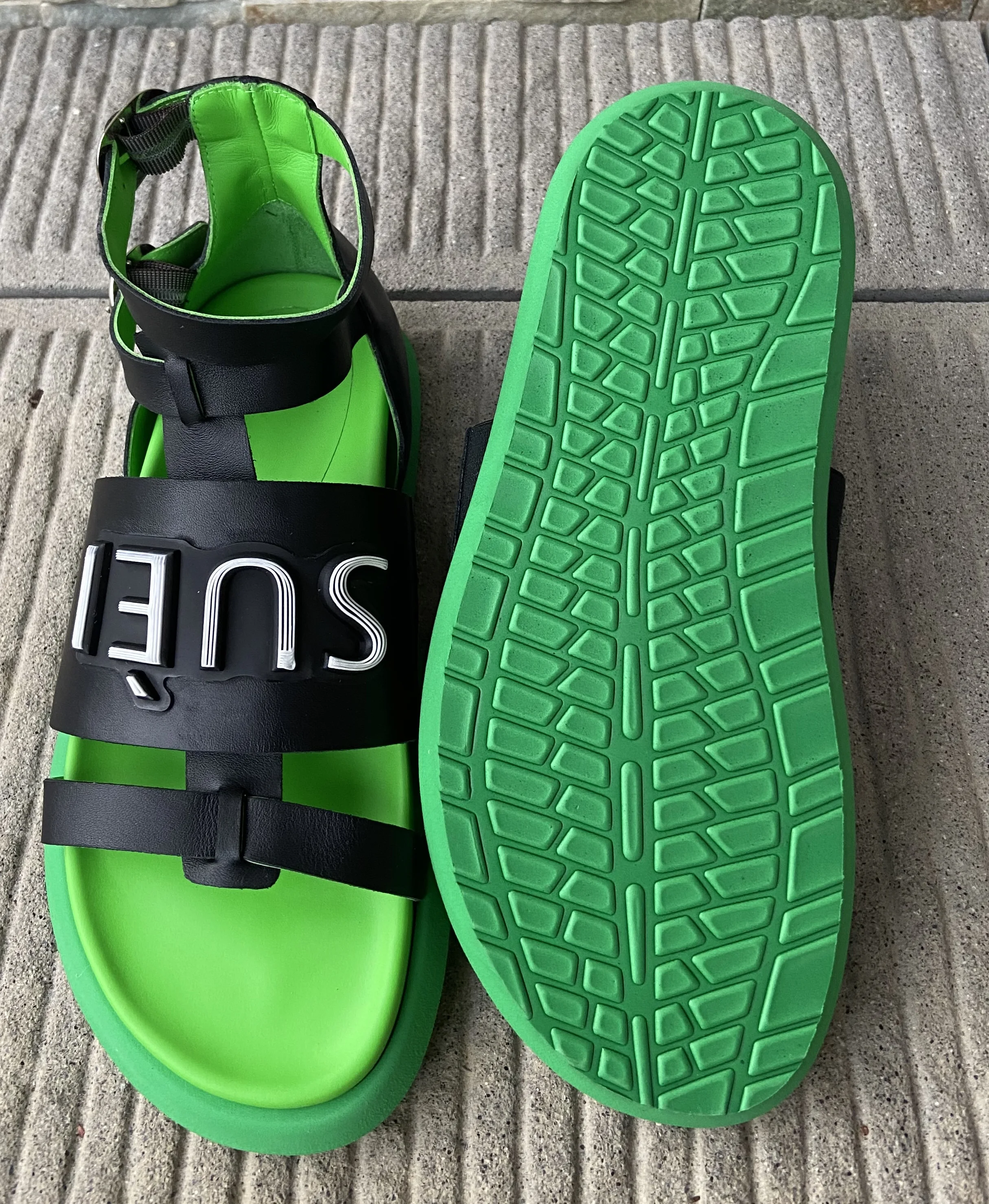 Super Comfortable Genuine Italian Leather Flat Open Shoes Colour Black Fashion Sandals Summer Style