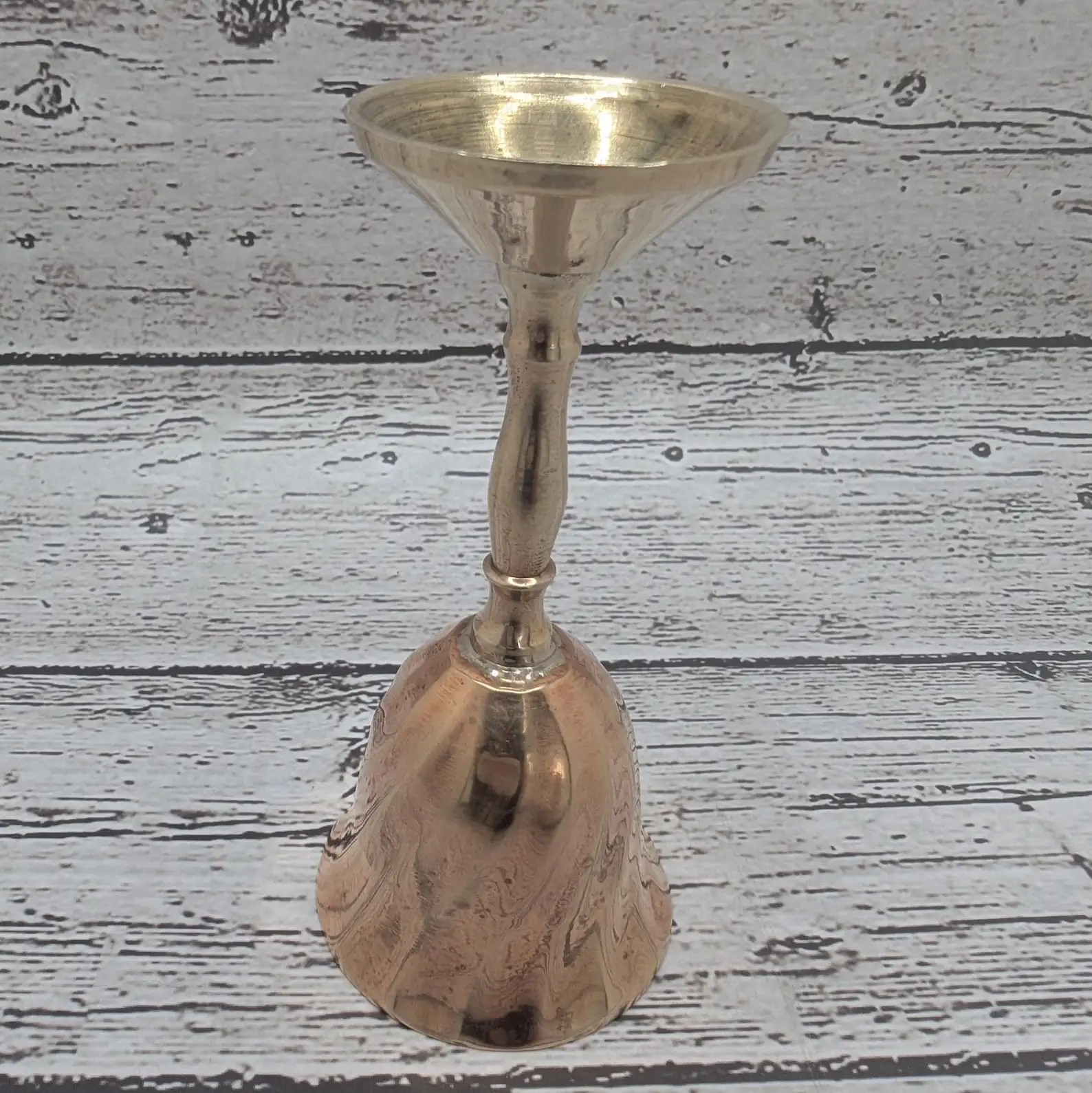 Handcrafted Modern Style Metal Brass Chalice Ciborium Paten Great Quality Church Accessories Customized Design Plated Technique
