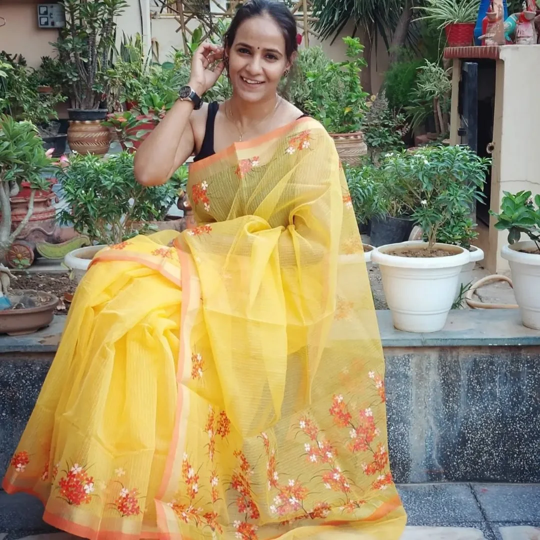 Apparel & Accessories Indian & Pakistani Authentic Kota Doriya Silk Saree for Girls Office Wear use from India