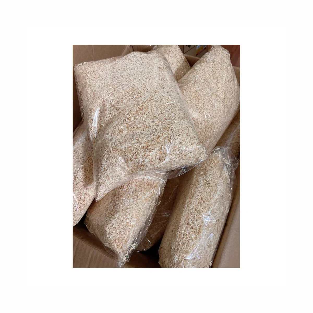 High Quality 100% Natural Pine Wood Shavings and Chips from Vietnam Durable Sawdust Material