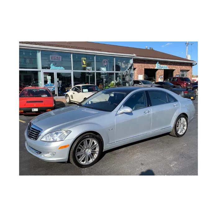Продается хорошо использованный прицеп Mercedes-Benz S-класса Mercedes Benz год 2020 в хорошей форме