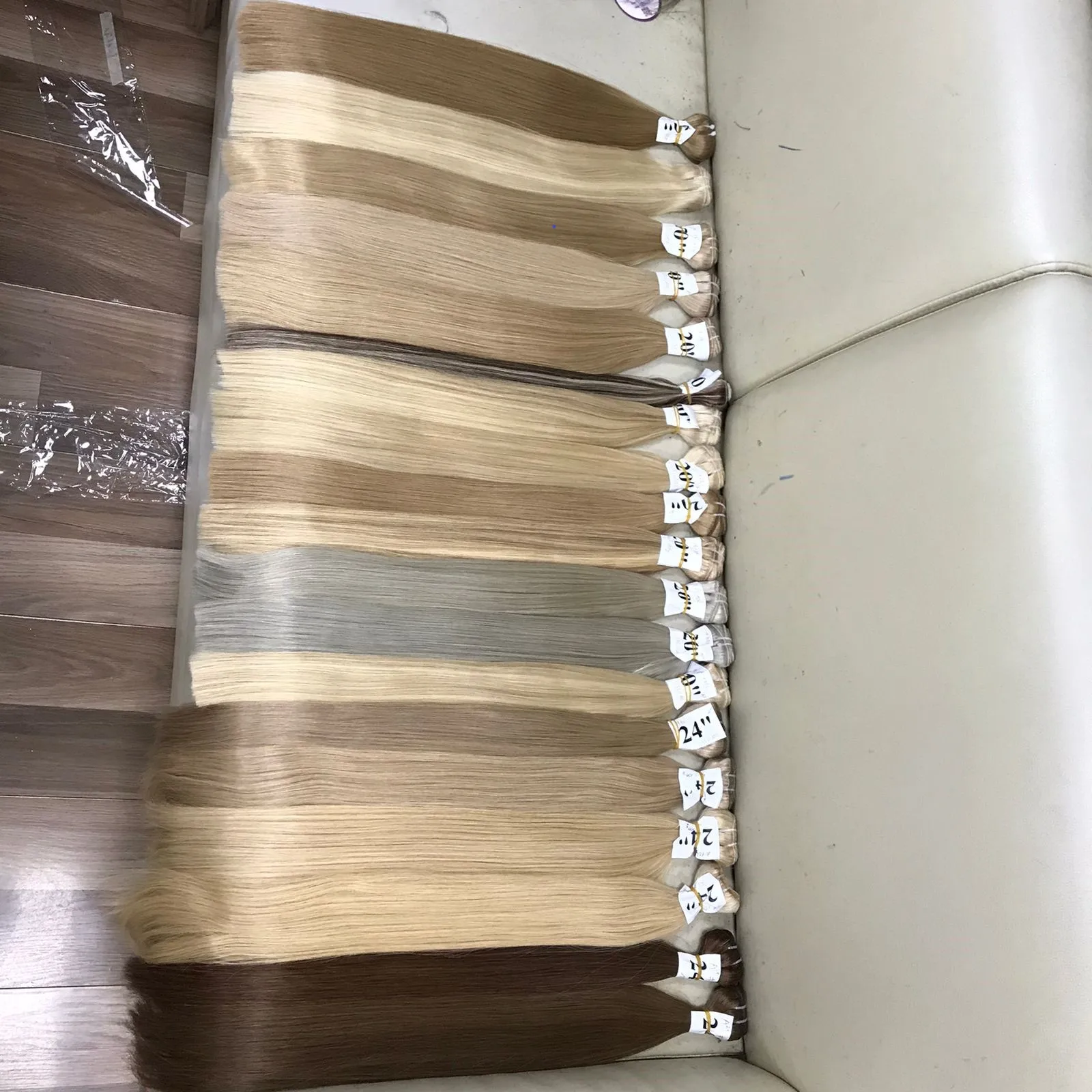 2023 hot sale human extensions double  straight weft piano hair straight vietnamese hair  natural macsara factory