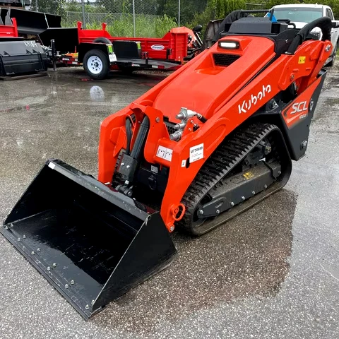 Multifunctional Used Kubota SCL1000 Skid Steer Loader Kubota Diesel 25 HP Mini Digger 4 in 1 Bucket