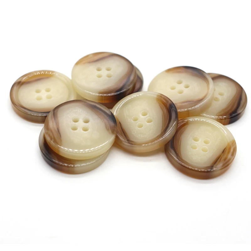 Ky High Quality Customized 15MM 4 Holes Round Sewing Cow Horn Natural Resin Buttons For Shirt Coat Clothes