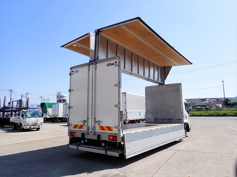 Япония оптом Подержанный грузовик ISUZU переднее крыло фургон