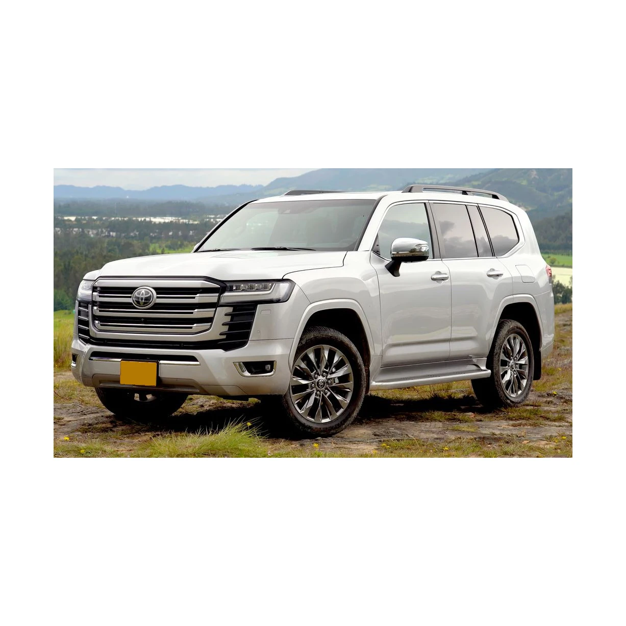 USED Toyotas Land Cruiser 5.7L V8 DOHC Dual VVT-i 32V 4WD, 100% Perfectly Working, Accident-Free, 1 Year Warranty.