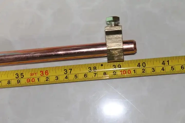 Low price grounding clamp for electric fencing earth rod connector with fence cable