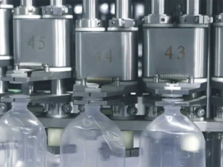 100-1000ML BFS IV Fluid PP Bottle Production Line for 0.9% Normal Saline / 4 Statoin Injection Stretch Blow Molding Machine