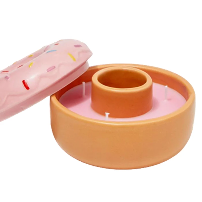 Custom brown pink ceramic strawberry donut jar candles porcelain chocolate doughnut shaped vessel candle