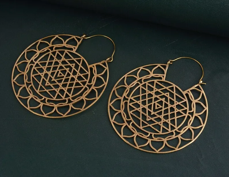 Sri Yantra Big Gold Hoop Earrings Brass Sacred Geometry with Tribal Design Huge Creole Gypsy Hoops for Fashion Jewelry
