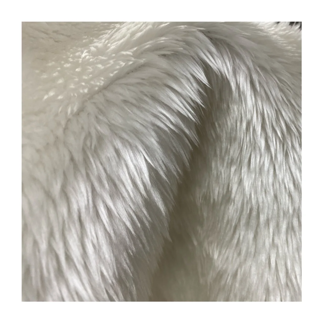 Faux Fur Fabric White Color 100% Acrylic Long Plush 20/25mm Super Soft Comfortable Modern Style for Plush Toy Garment