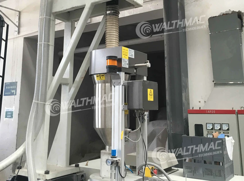 Гравиметрическая дозирующая машина для производства пластиковых труб/кабелей, линейный контроль скорости и экструдер, контроль скорости винтов