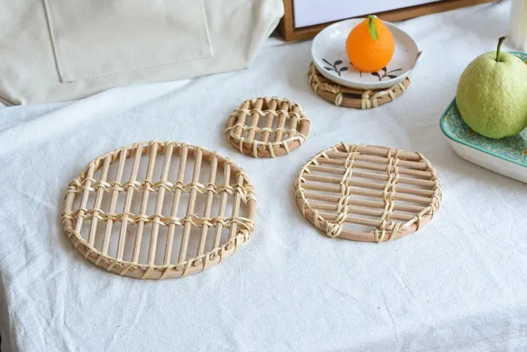 Place Mats 100% Bamboo Fiber OEM Natural Color Luxurious Style Tablecloth New Style Round Shape Bamboo placemat charger