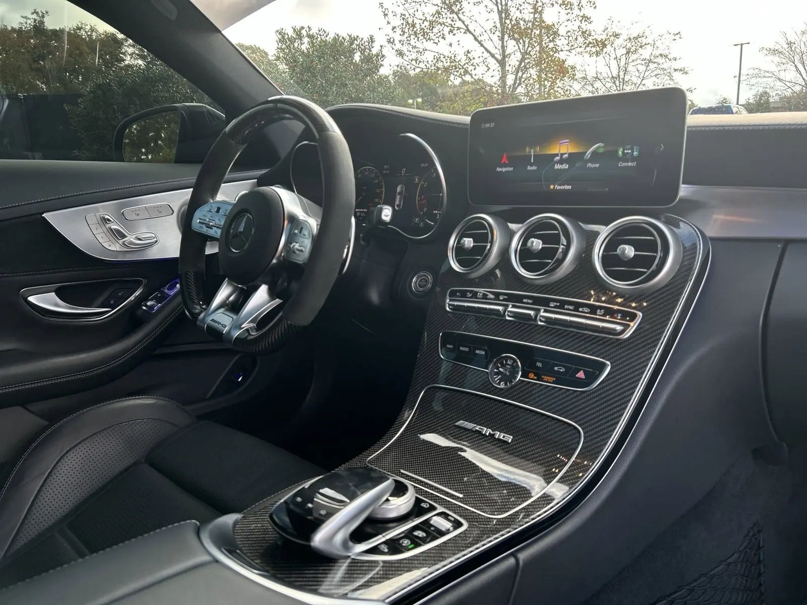 Подержанный 2020 Mercedes-Benzz AMG C-Class C 63 S