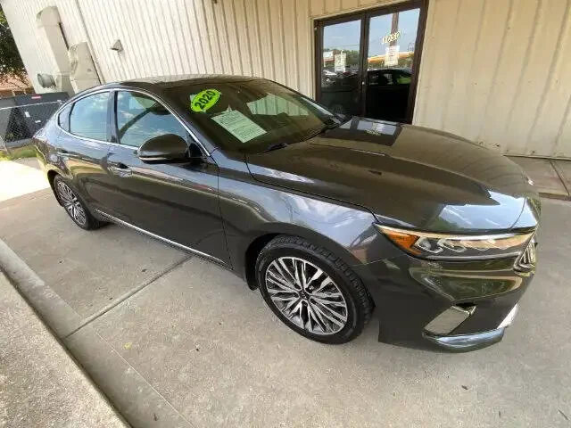 Чистый чистый использованный 2020 Kia Cadenza
