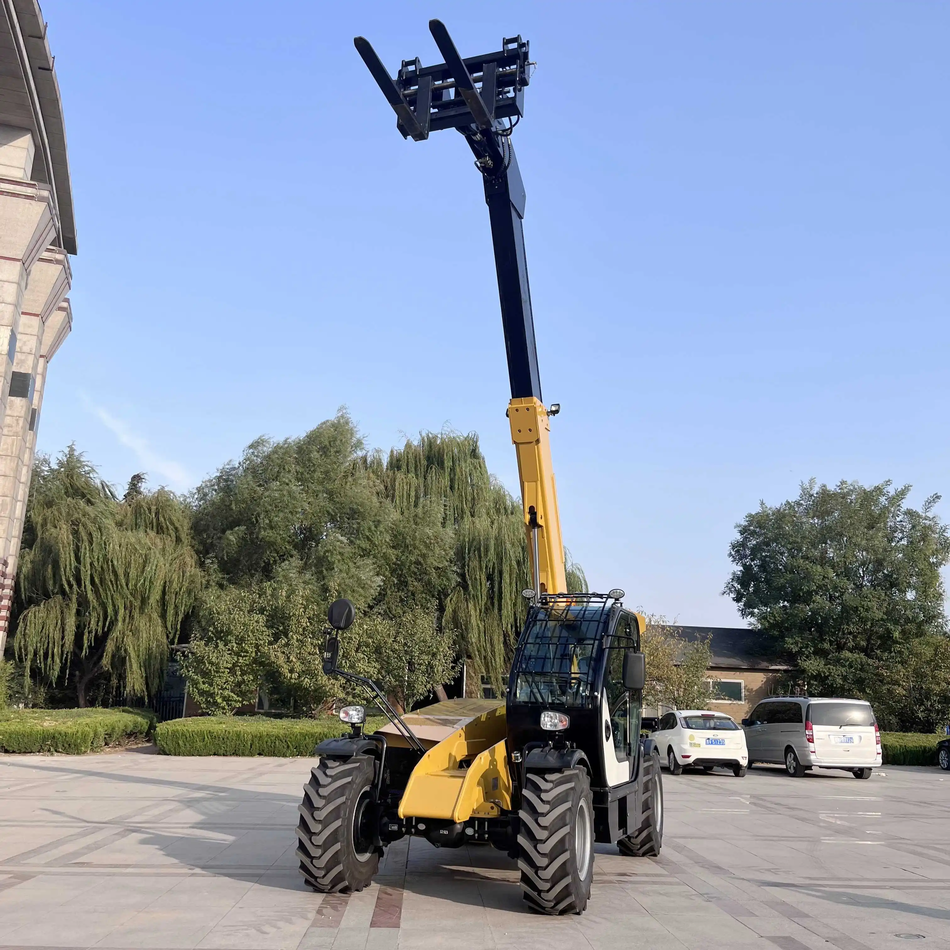 Compact telehandler 3ton small mini telescopic telehandler forklift with epa engine ce high quality low price