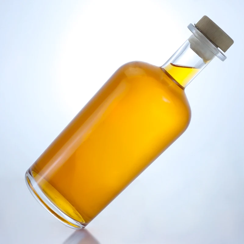 750 ml hot selling round transparent glass decanter with cork cap for vodka tequila rum gin whiskey