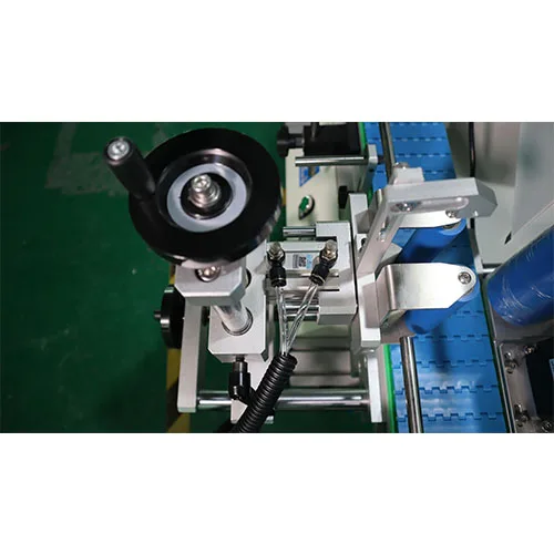 Round Bottle Transparent Label Sticking Machine Glossy Labels Price Tag Labels For Hair Clip