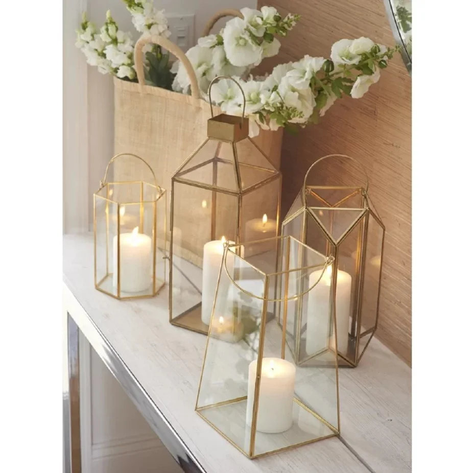 Amazon Best Selling Square Glass And Metal Gold Candle Pillar Lantern for Christmas and Home Decoration