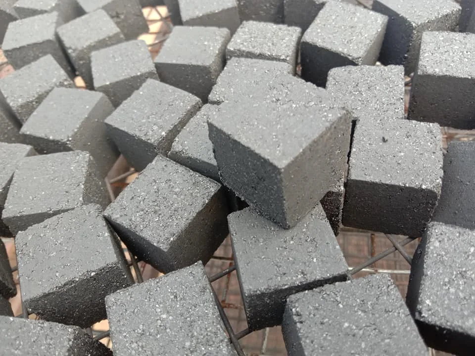 Premium quality coconut shell charcoal Briquettes for Barbeque and No smoke and Spark for indoor outdoor usage