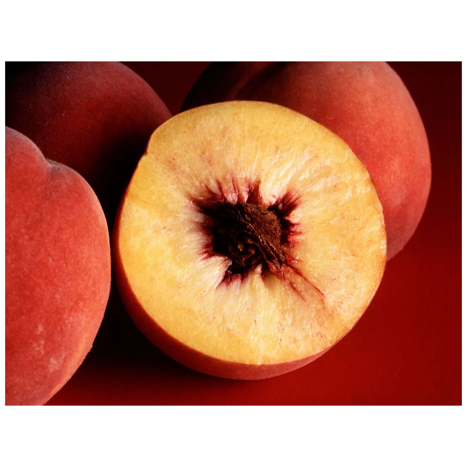 Bulk Hot Selling Freeze-Dried Honey Peach Chunks Freeze Dried Fruit Red Peach Preserved Peach Dried For Sale