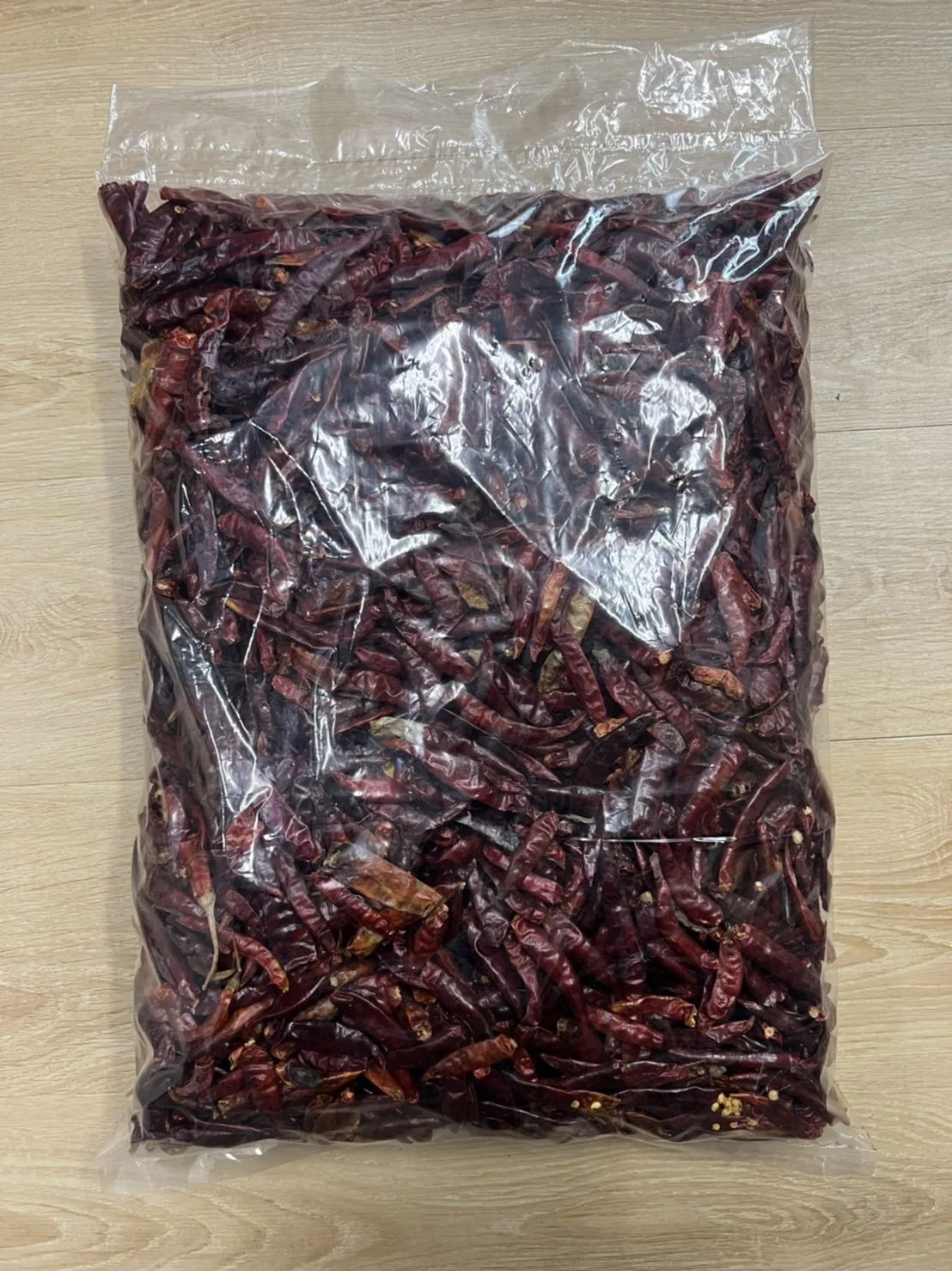 Dried Red Chilli from Thailand  High Quality Thai Vegetable from Thailand  Red Chillil Peppers & Chillies