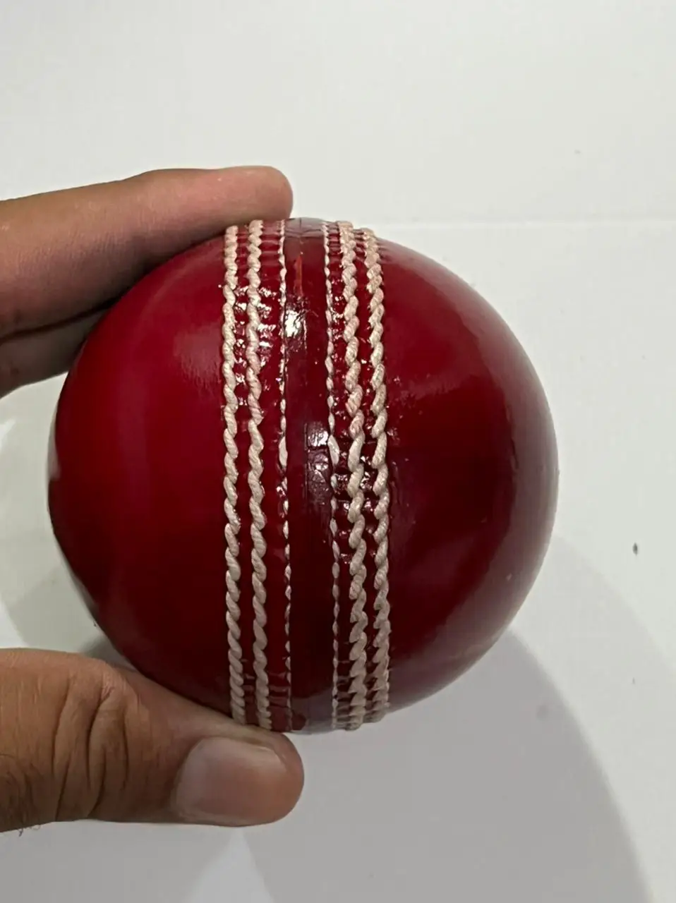 Leather Cricket Ball Red Color Hard and Seasoned Hand Stitched Indoor and Outdoor Practice Cricket Team Balls