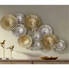 Modern Luxury Metal Wall Art Iron Leaves Design for Home Living Room Classic Art Deco Style Square Hanging Wall Vase